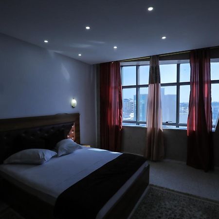 Immeuble Gazbar Apartment Gabes ภายนอก รูปภาพ
