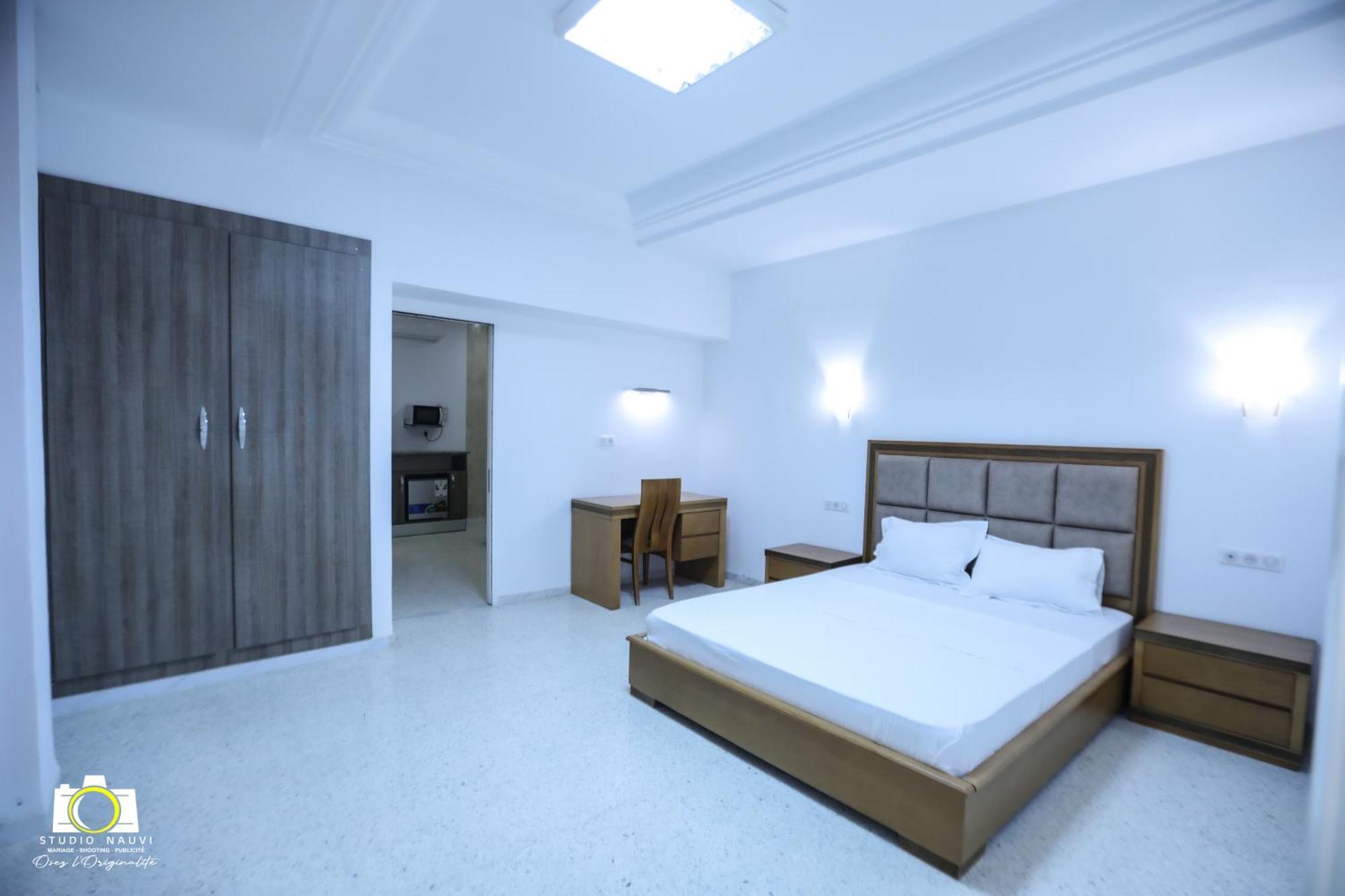 Immeuble Gazbar Apartment Gabes ภายนอก รูปภาพ
