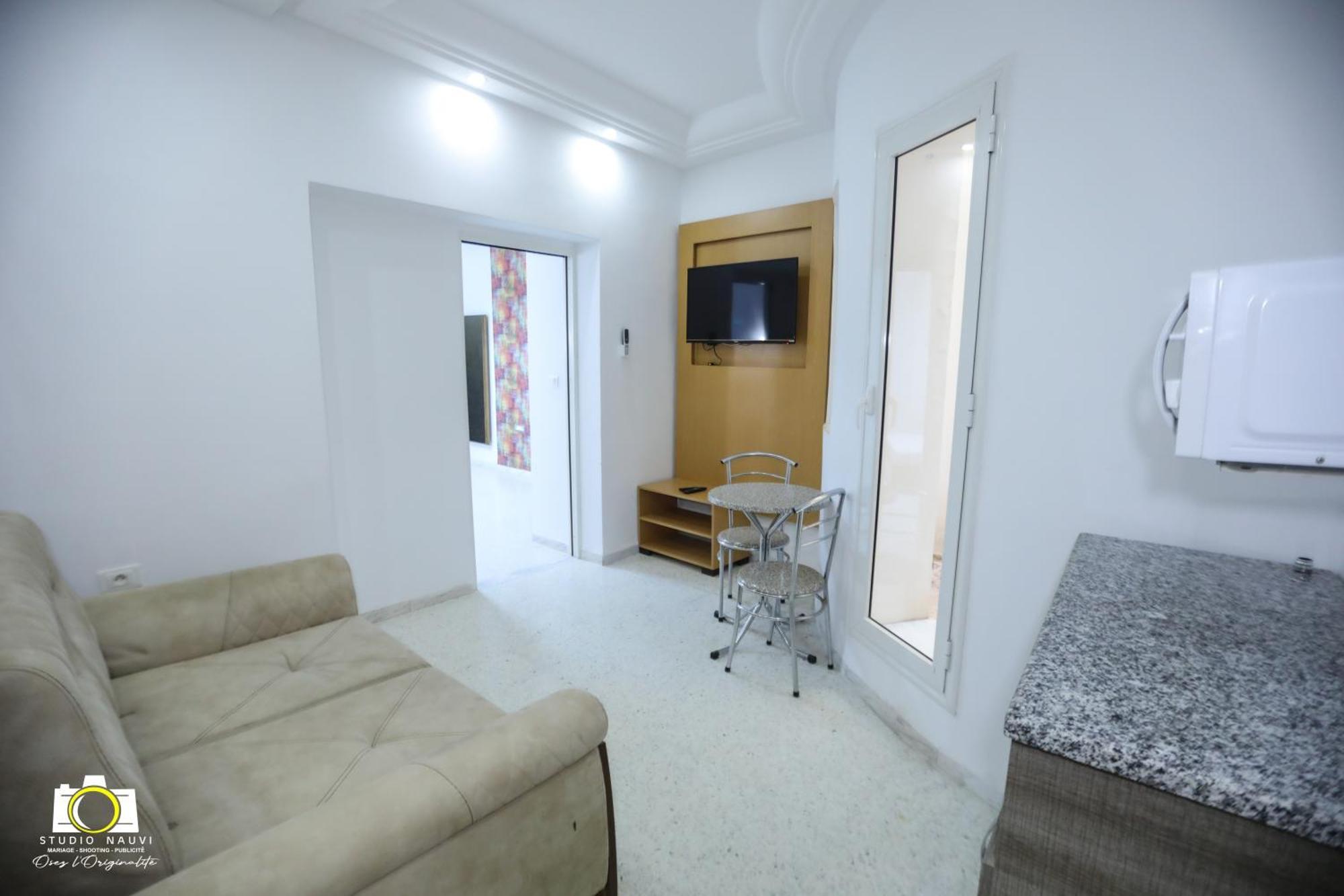 Immeuble Gazbar Apartment Gabes ภายนอก รูปภาพ