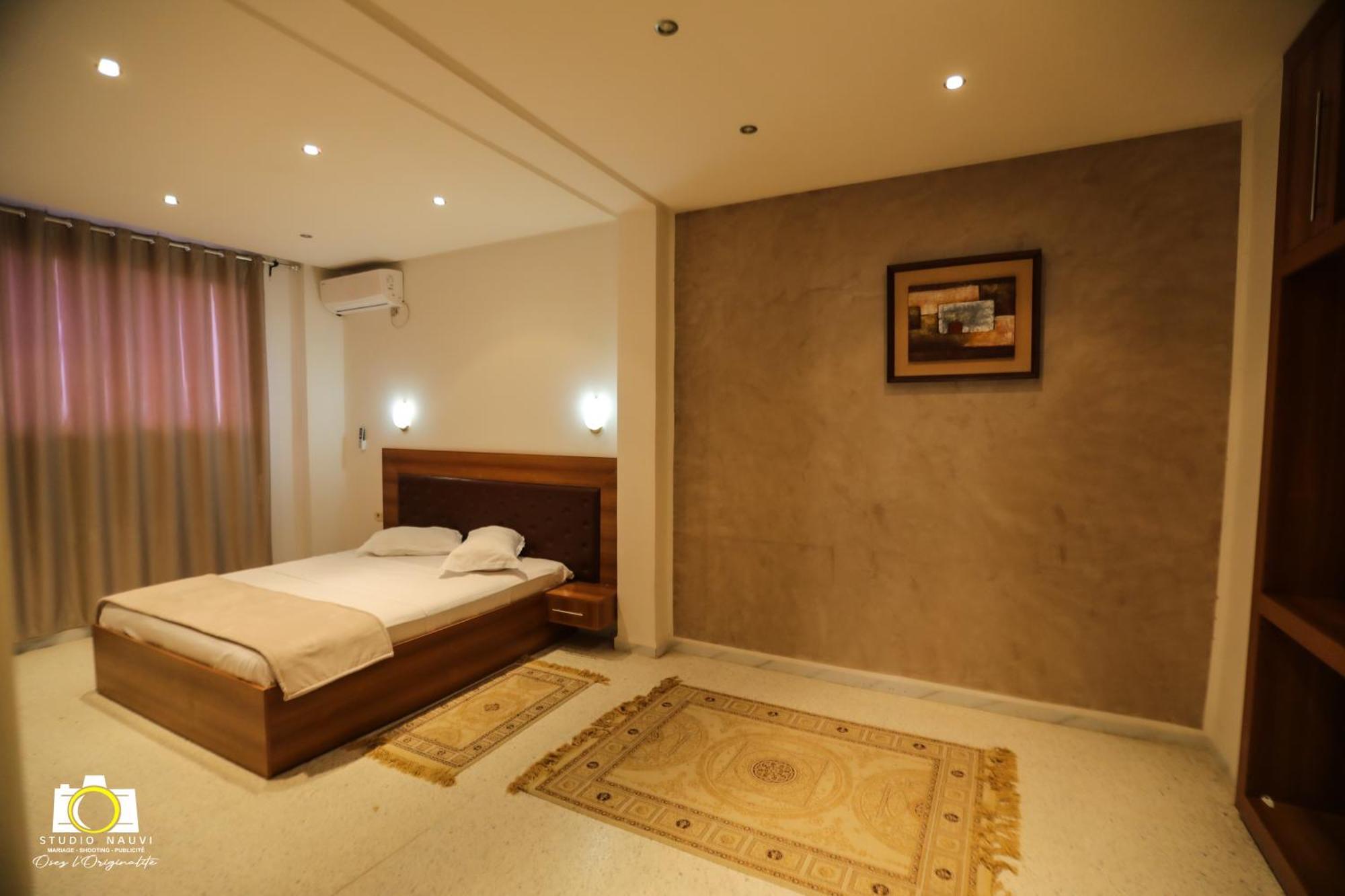 Immeuble Gazbar Apartment Gabes ภายนอก รูปภาพ